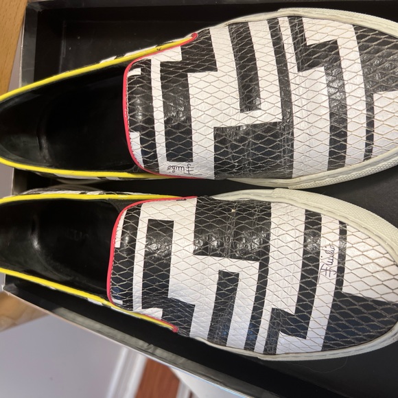 Emilio Pucci Leather Slip On Sneakers - Picture 2 of 9